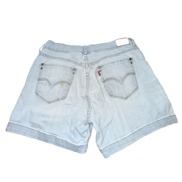 2/$20 Levi'’s Denim Shorts - Picture 5 of 5